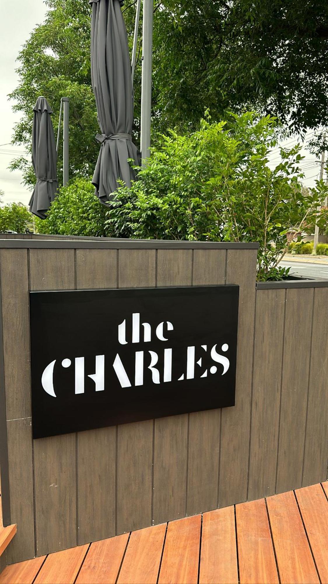 沃加沃加 The Charles酒店 外观 照片